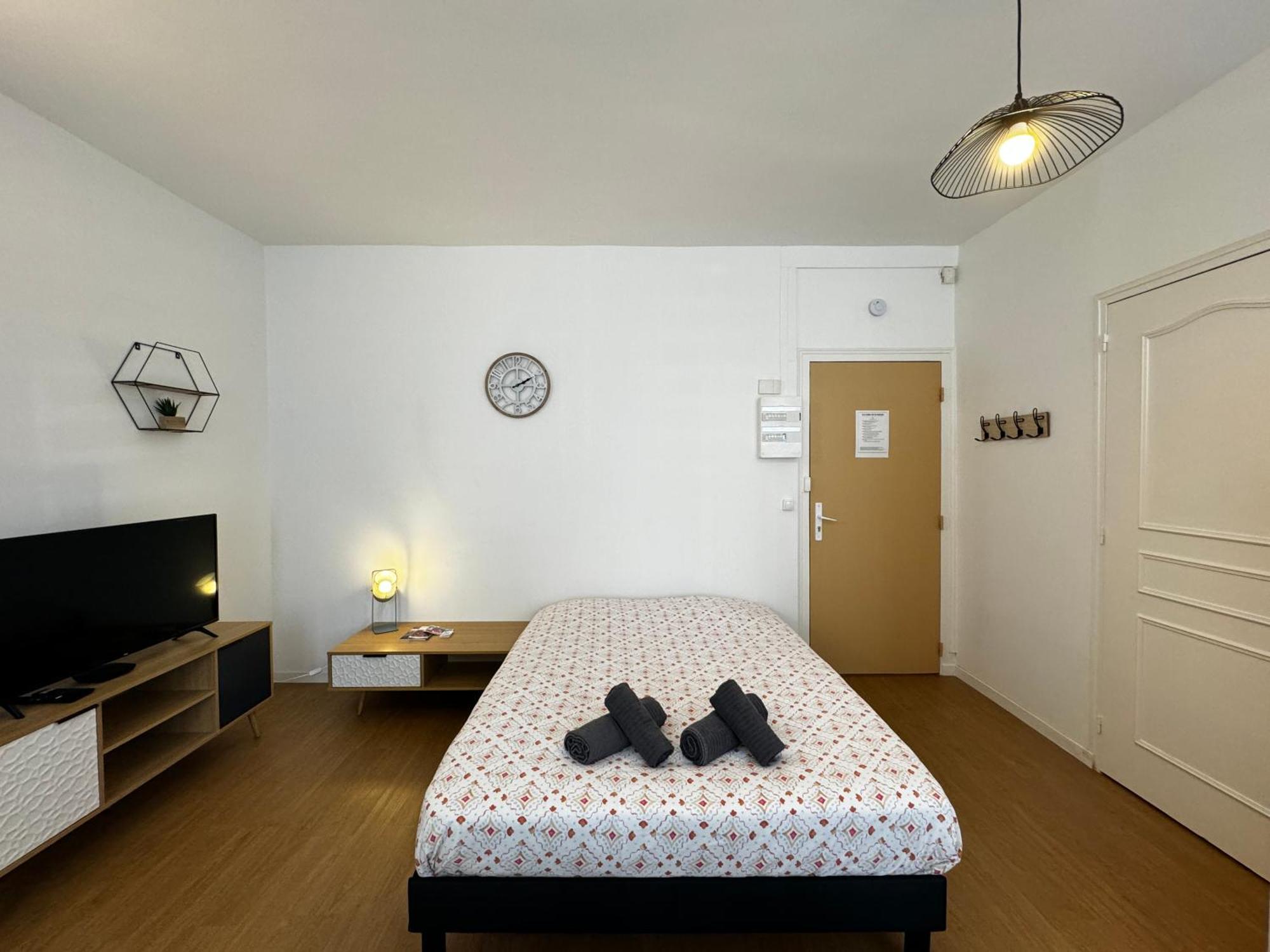 Studios - Gare - Centre Ville - Wi-Fi 르망 외부 사진